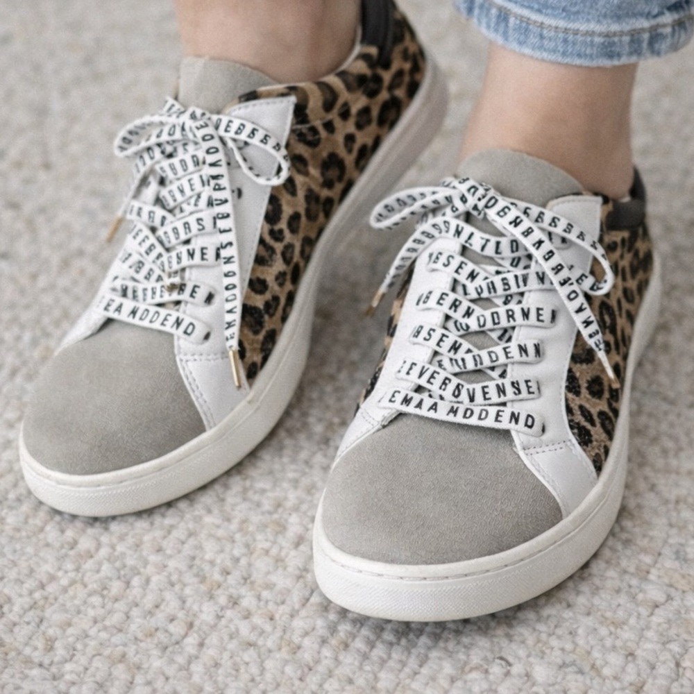 Steve Madden Amafli Leopard Print Star Sneakers Size 9.5 NWOT